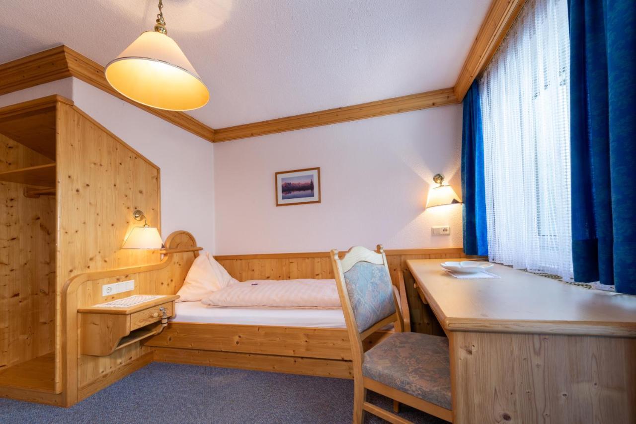 Bed and Breakfast Alpenhof Ramsau am Dachstein Esterno foto